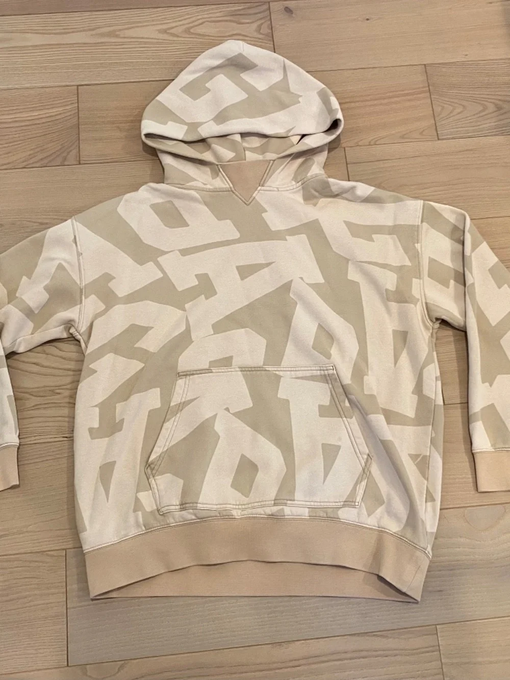 GAP Teen Girls’ Size 18-20 Beige Pullover Hoodie with GAP Print
